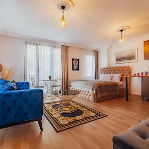 Taksim Wonder شقة فندقية